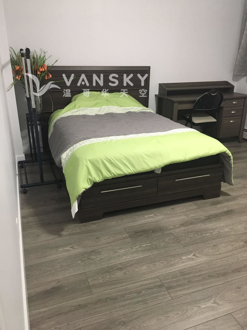 220707184729_beddroom 1.jpg